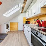 Sofia Folklore Life Apartment